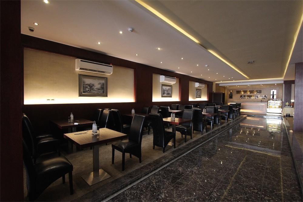 Taleen Granada Hotel Apartments Rijád Kültér fotó