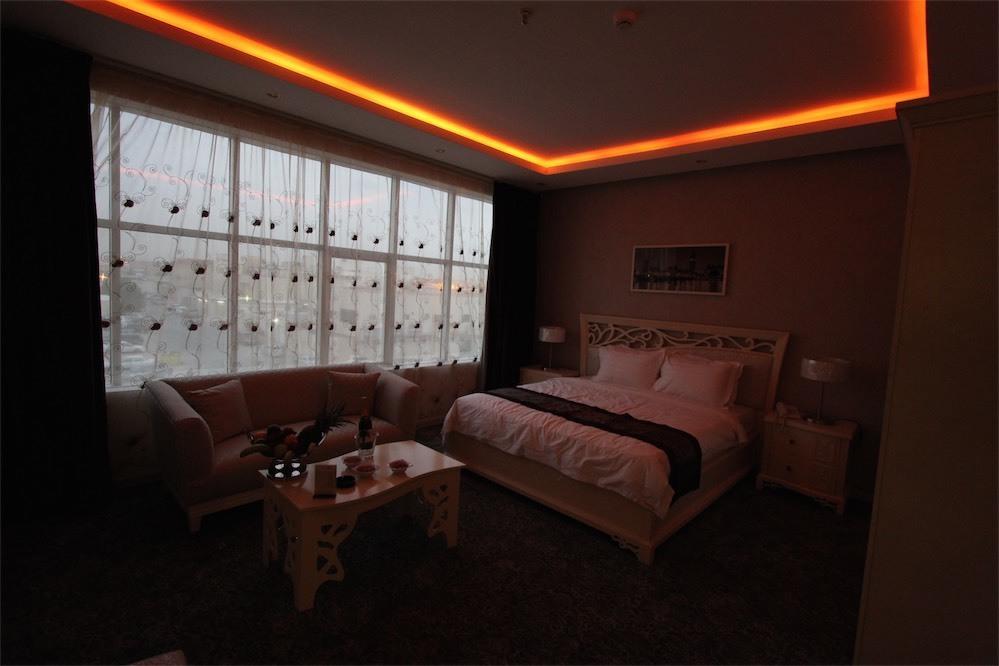 Taleen Granada Hotel Apartments Rijád Szoba fotó
