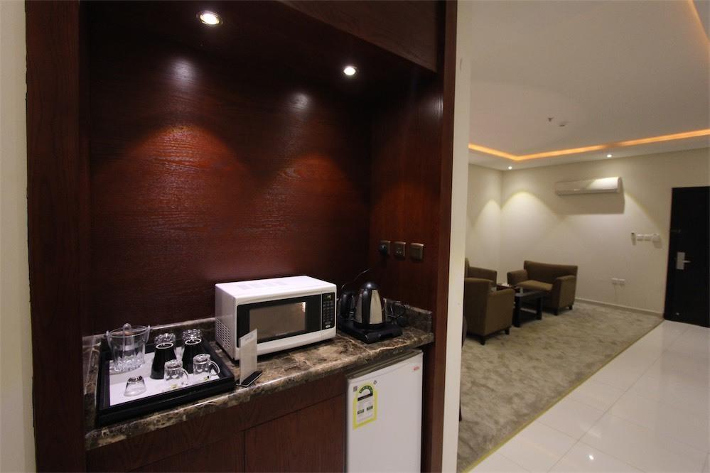 Taleen Granada Hotel Apartments Rijád Szoba fotó